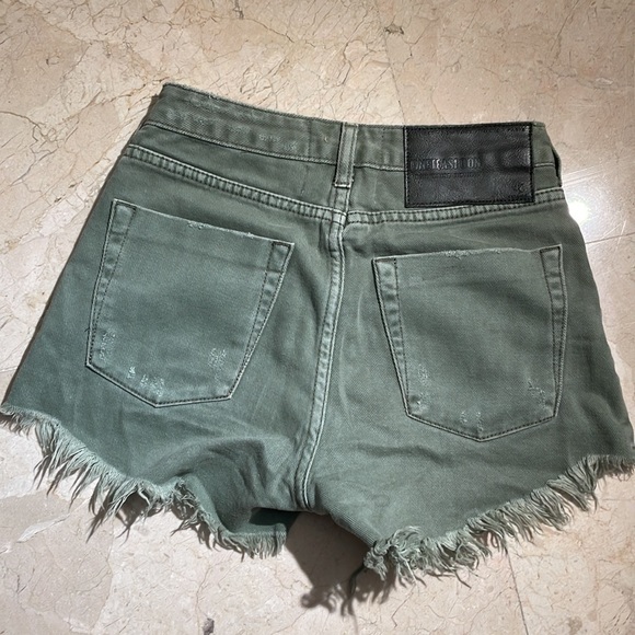 one teaspoon khaki shorts - Picture 2 of 2